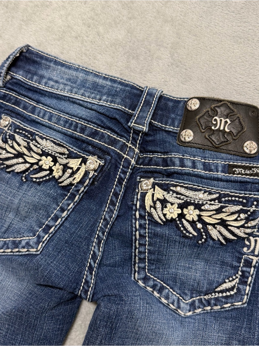 Miss Me Denim Capri Pants Womens Size 25 JP5543P Blue Cotton Floral Jewels - Picture 13 of 13